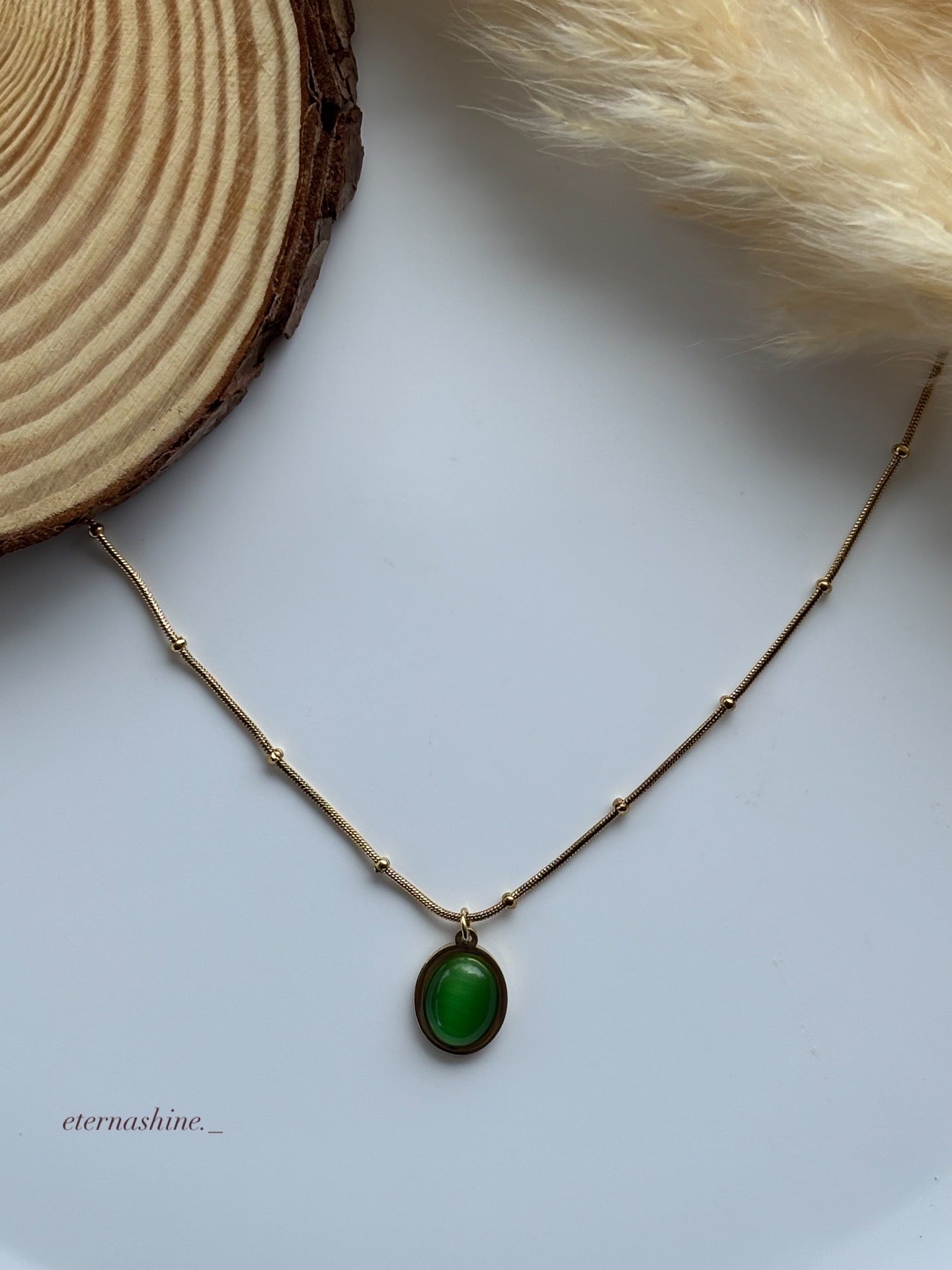 Anti tarnish gold plated oval shape green gemstone necklace