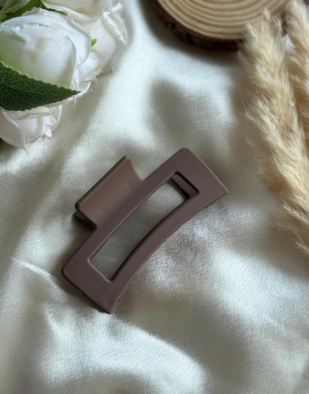 Matte rectangular hair claw clip