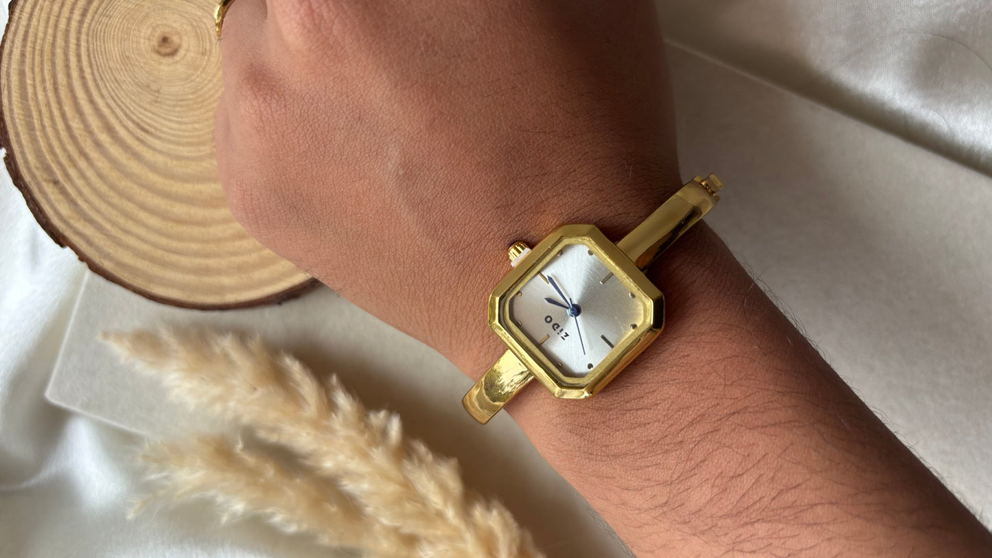 Bangle watch