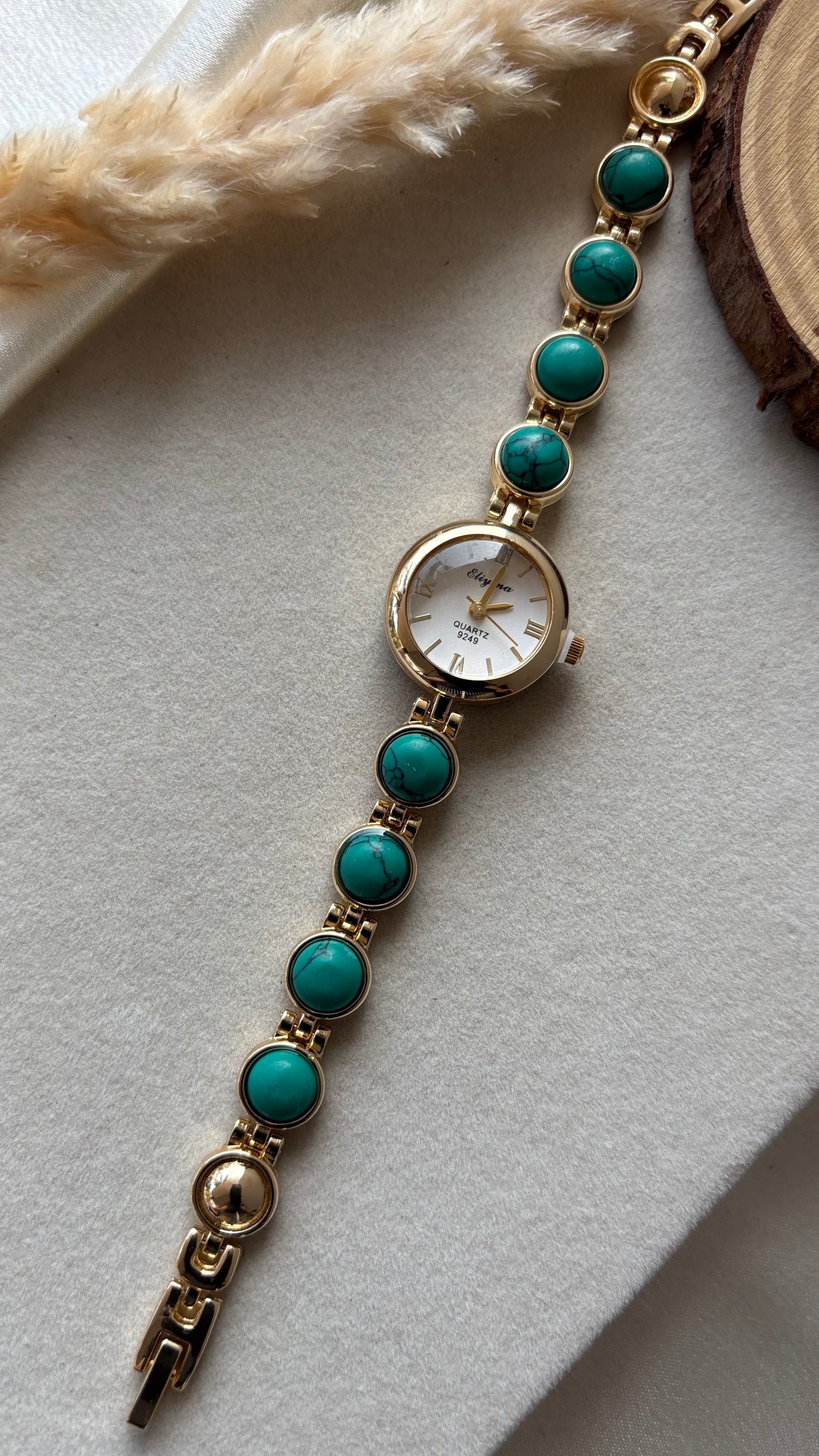 Premium calssy and elegant watch