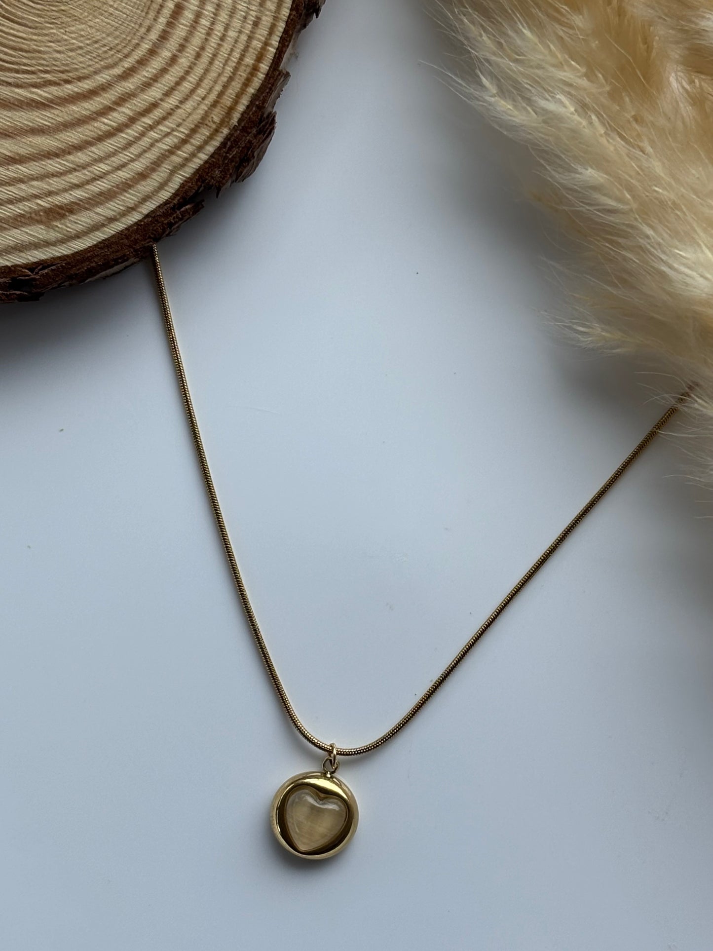 Anti tarnish gold plated heart gemstone necklace