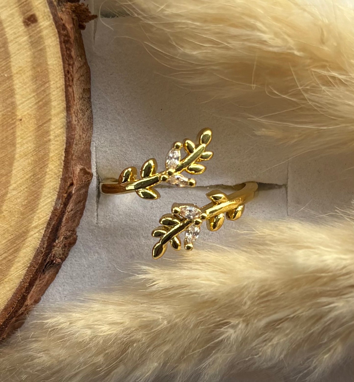 Anti tarnish gold plated adjustable stone ring