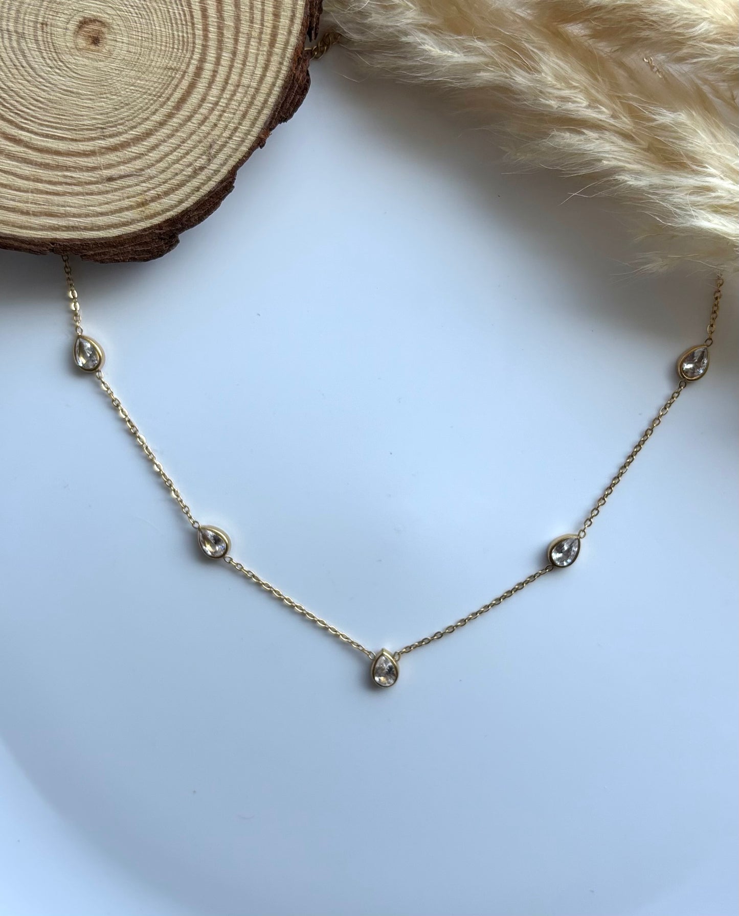 Anti tarnish gold plated rain drop stone necklace