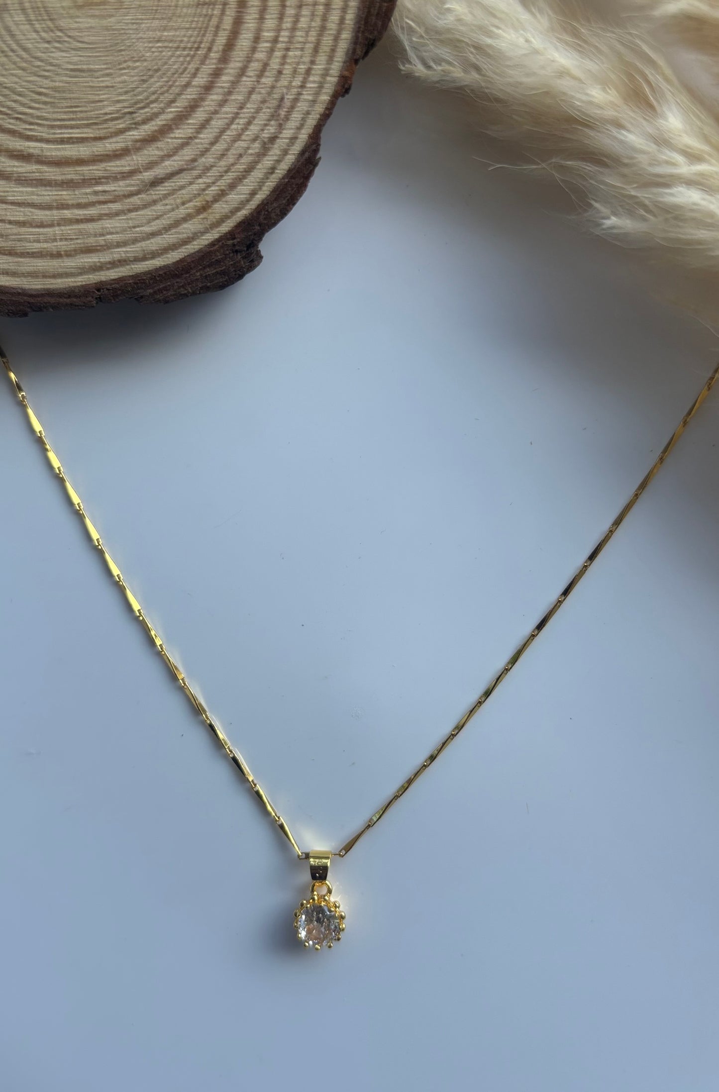 Anti tarnish gold plated stone pendent