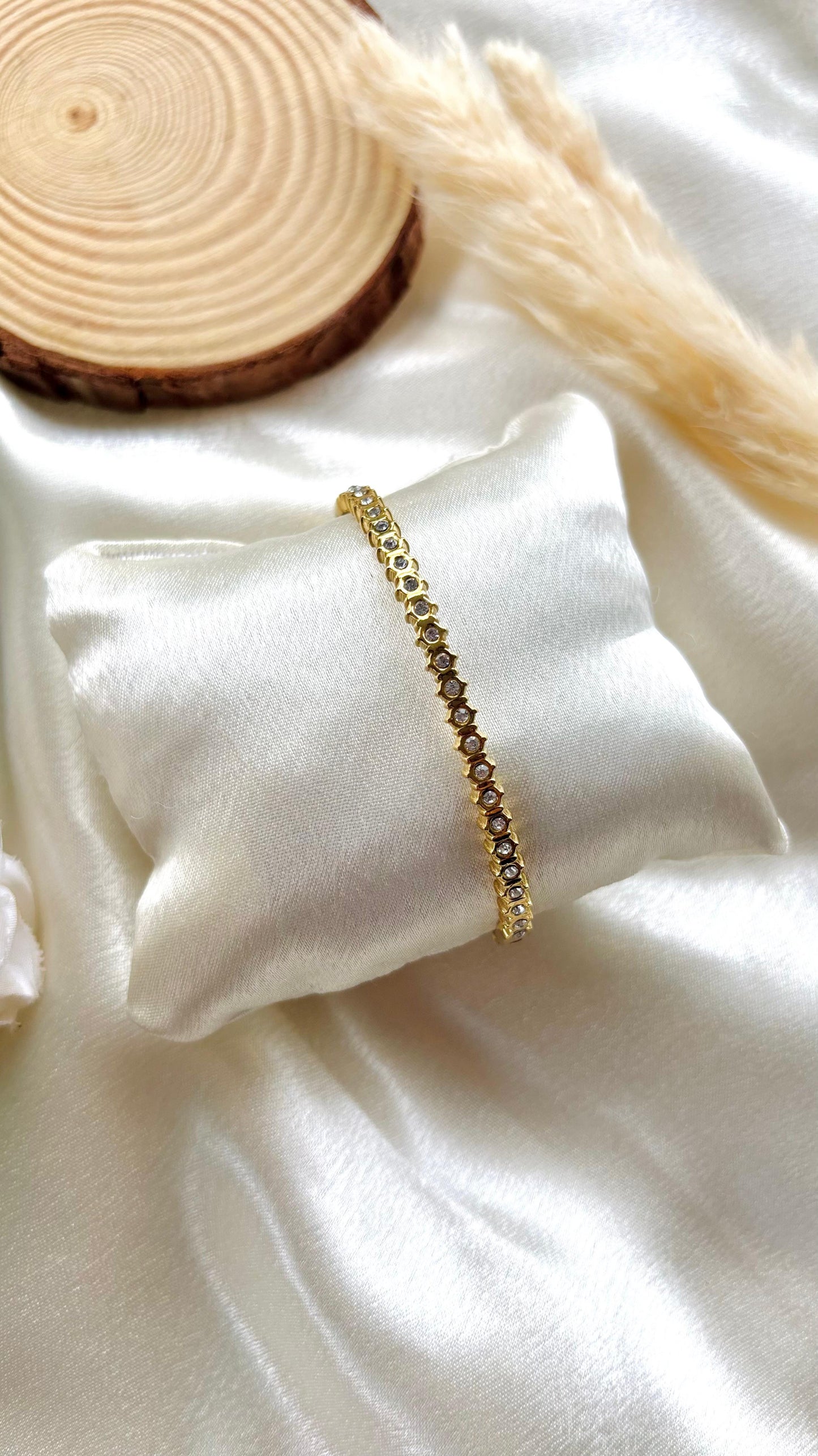 Anti tarnish gold plated studded stone bangle
