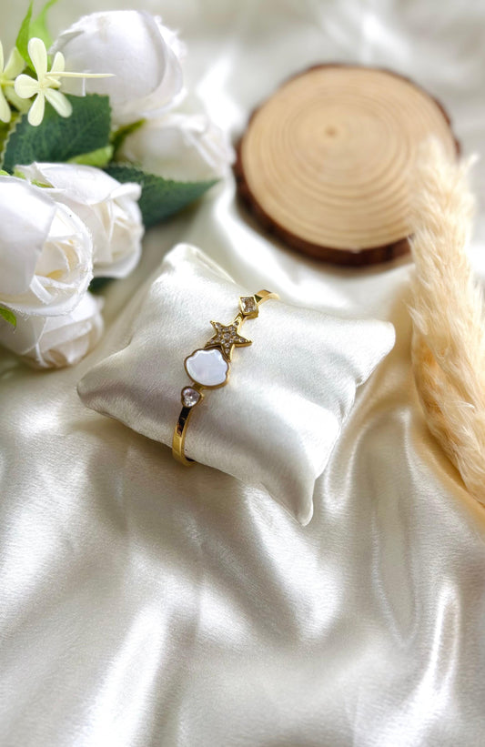 Anti tarnish gold plated star bangle
