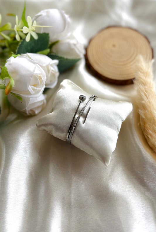 Anti tarnish silver plated stone studded nail bangle
