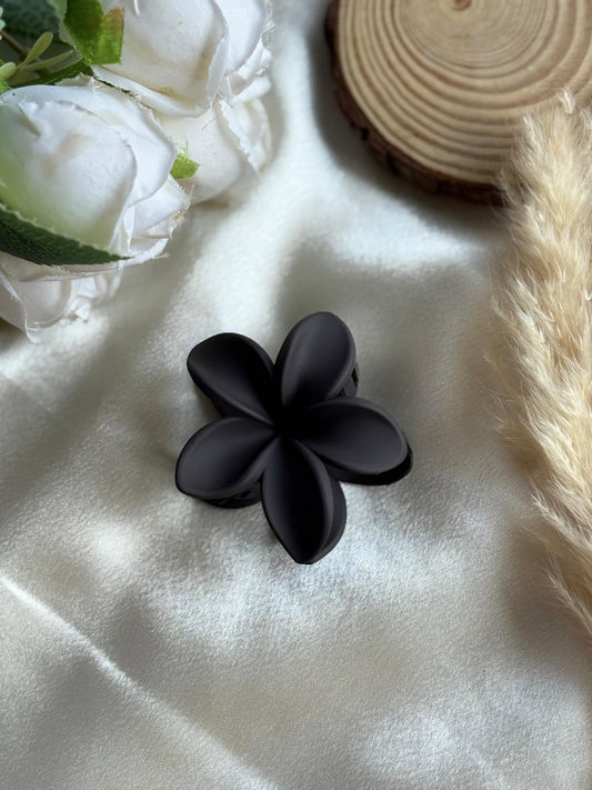 Matte flower hair claw clip