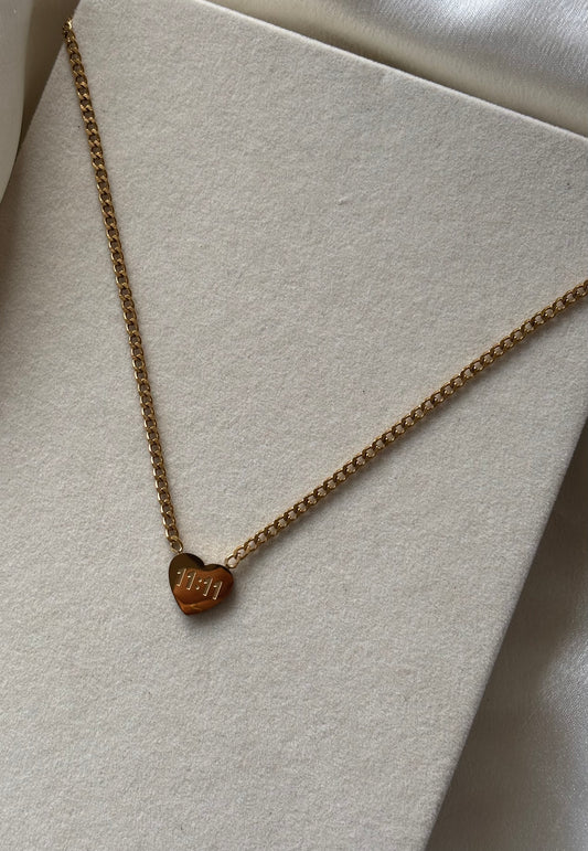 Anti tarnish gold plated 11:11 heart necklace