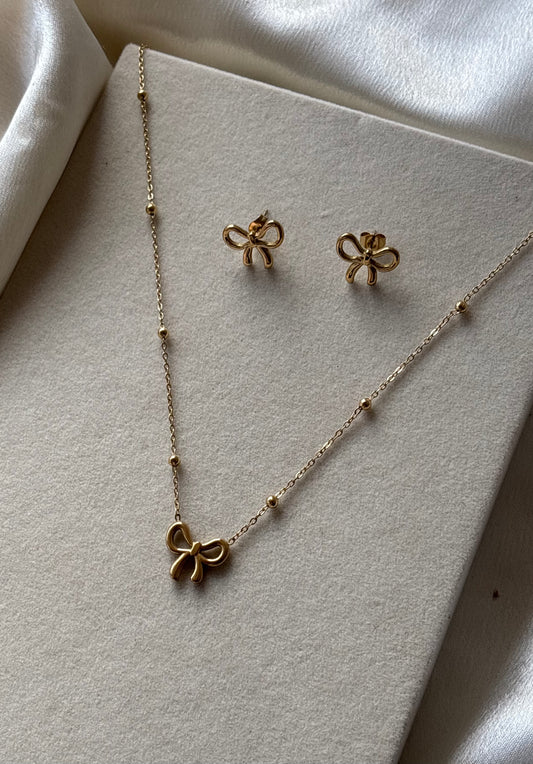 Anti tarnish gold plated bow pendant with earrings