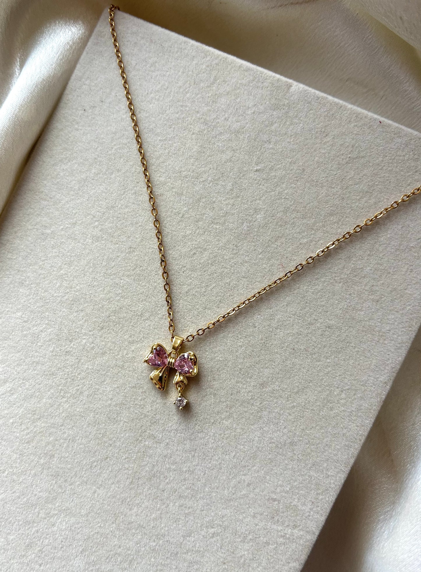 Anti tarnish gold plated pink bow stone necklace