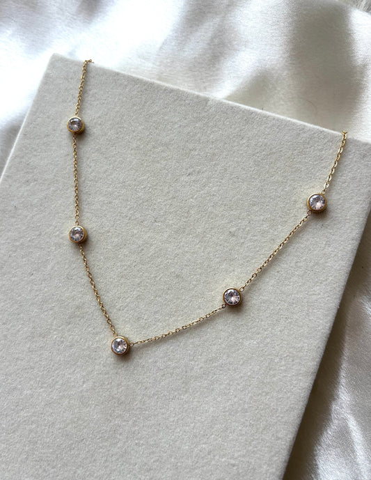 Anti tarnish gold plated round stone necklace