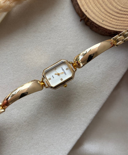 Premium rectangular classy watch