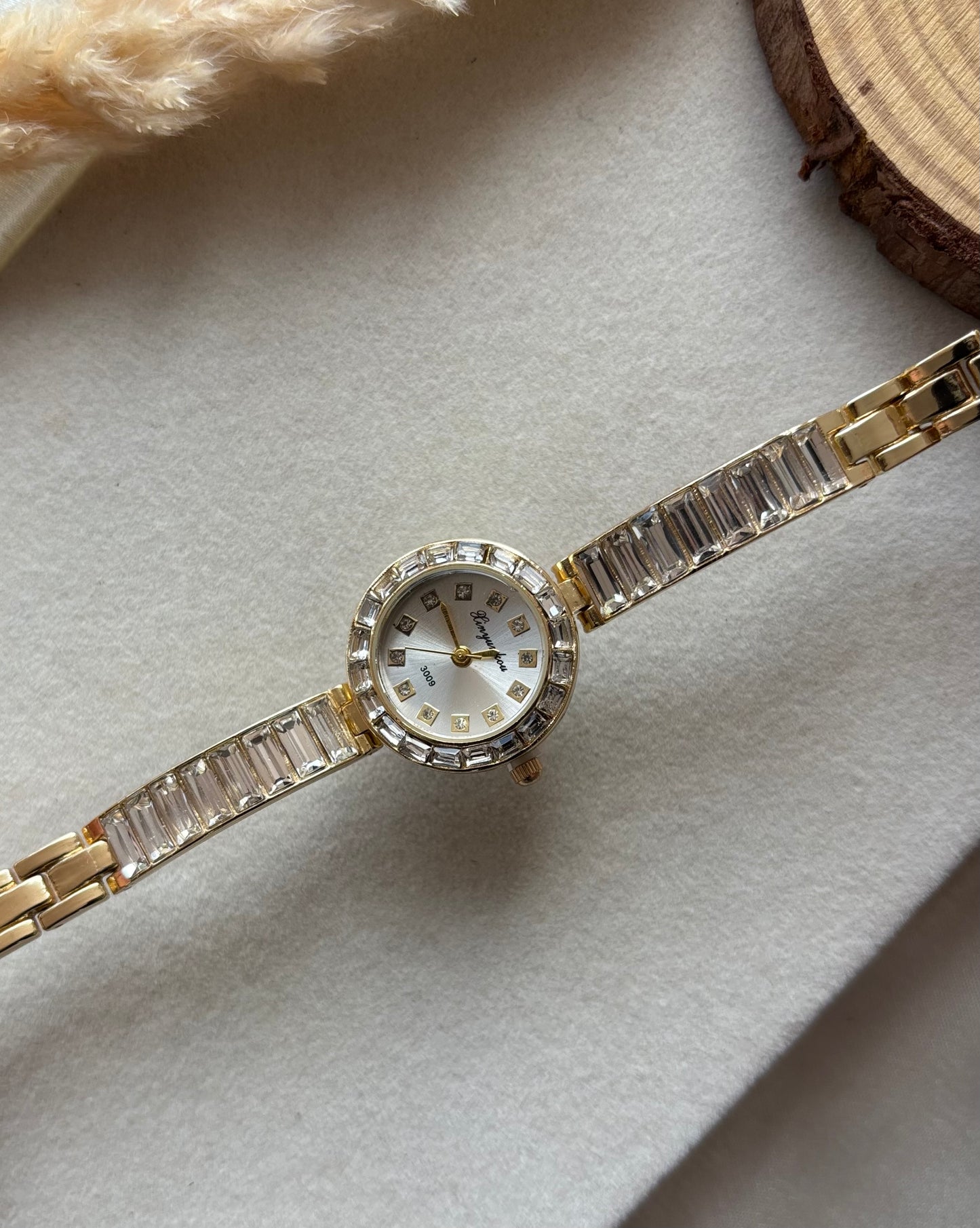 Premium stone trending watch