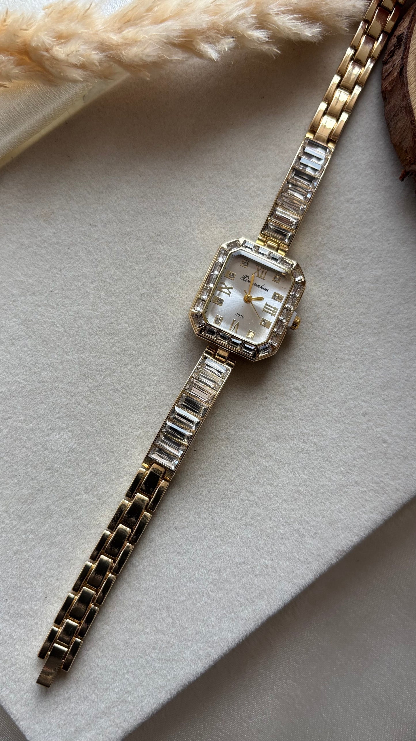 Premium stone classy watch