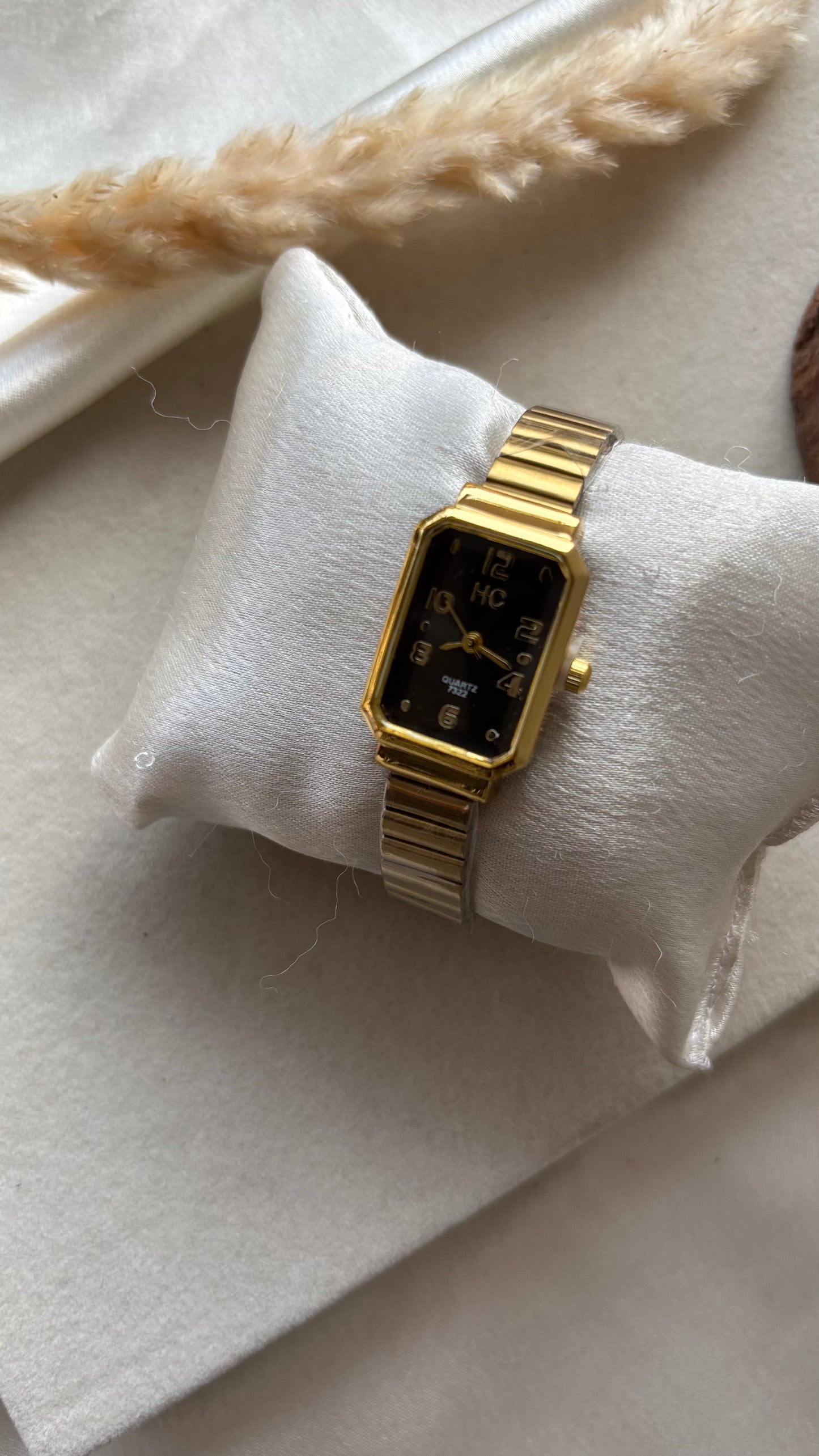 Premium rectangular black watch