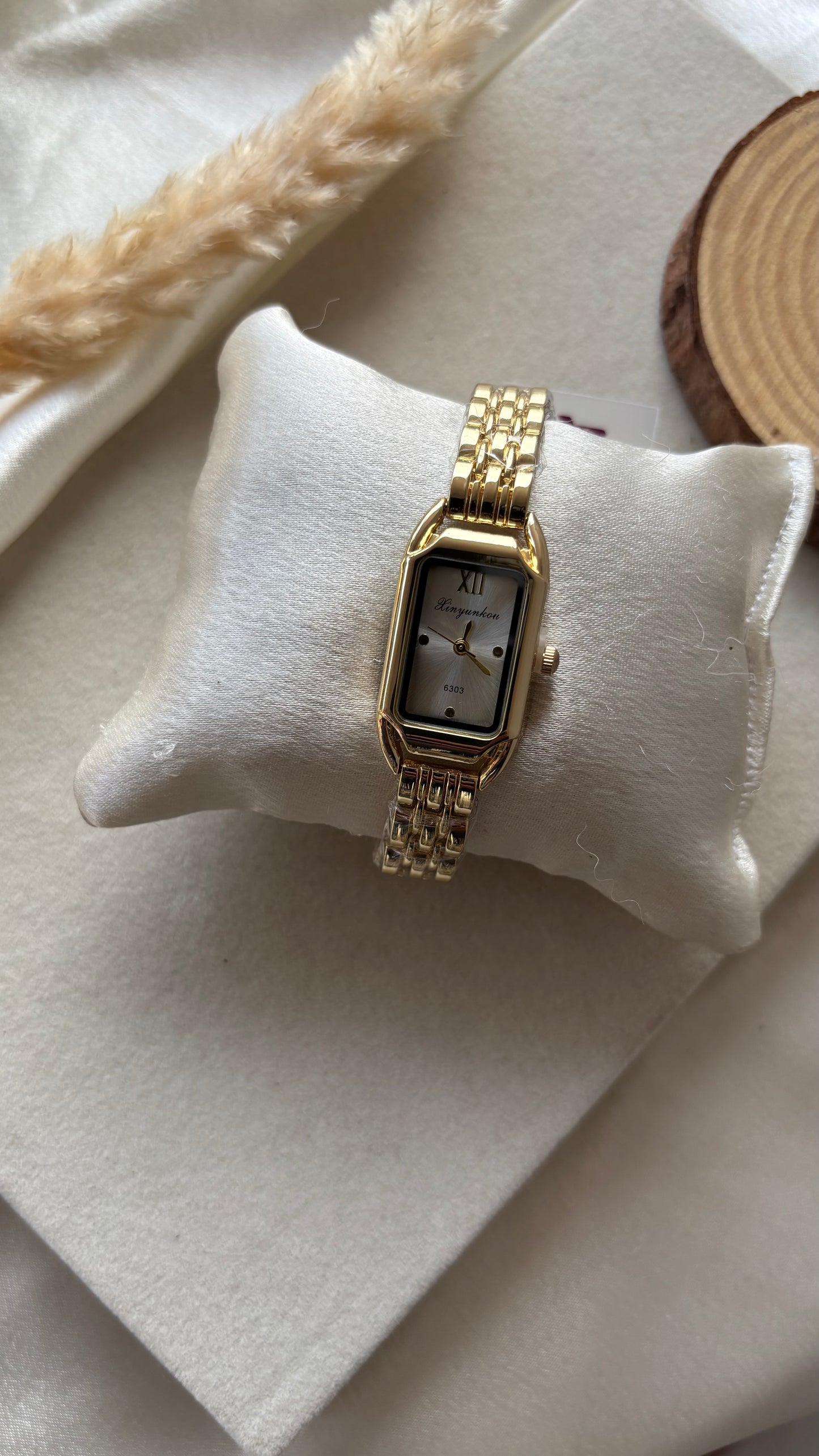 Premium rectangular watch