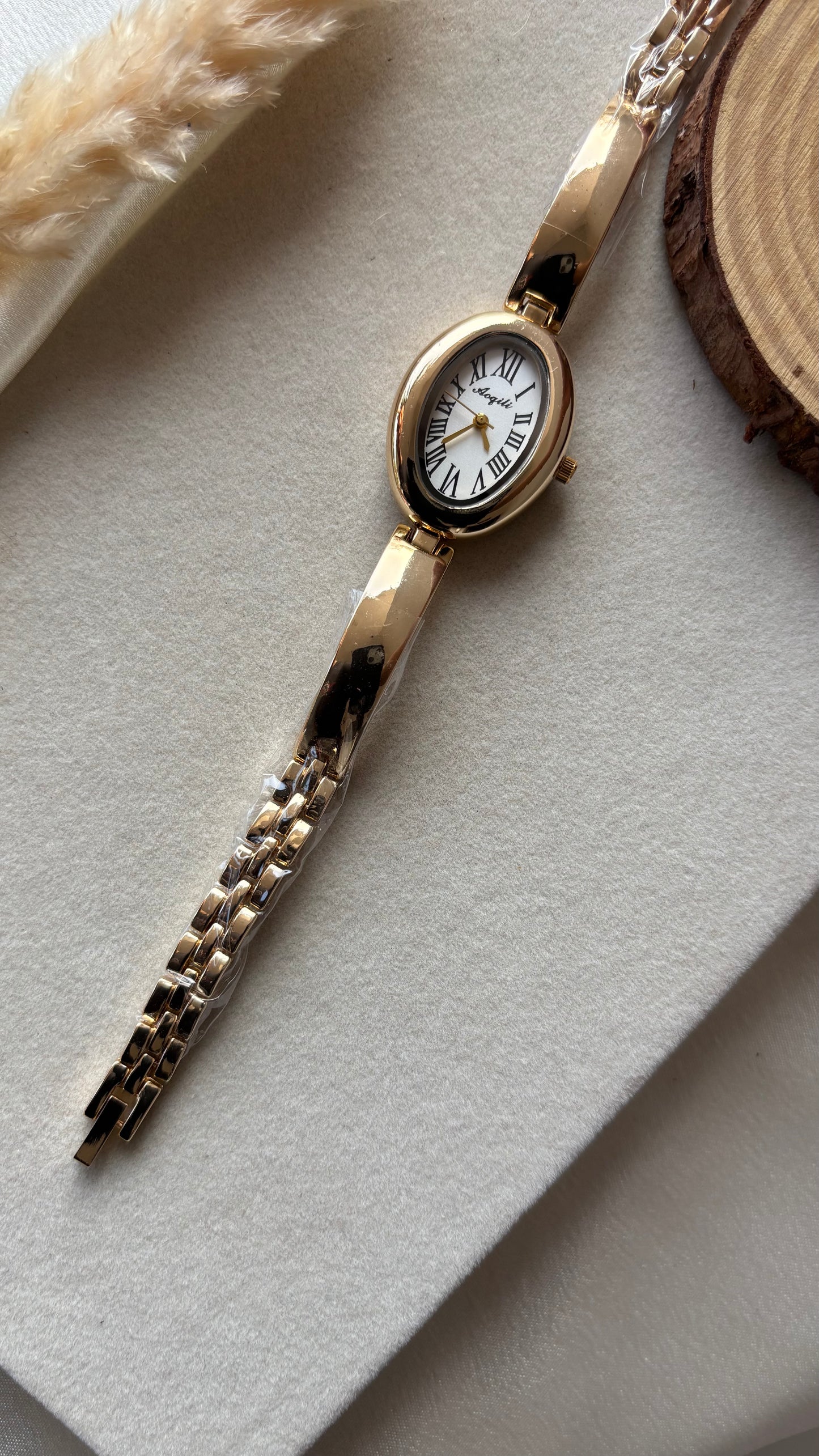 Premium pinteresty watch