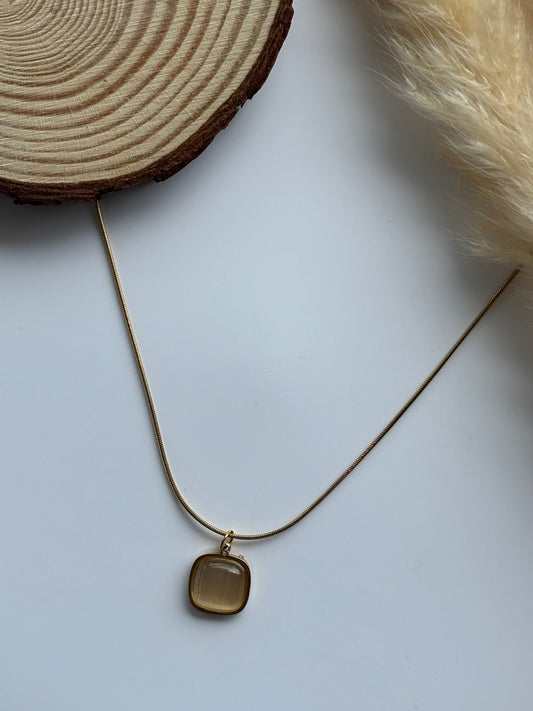 Anti tarnish gold plated gemstone necklace