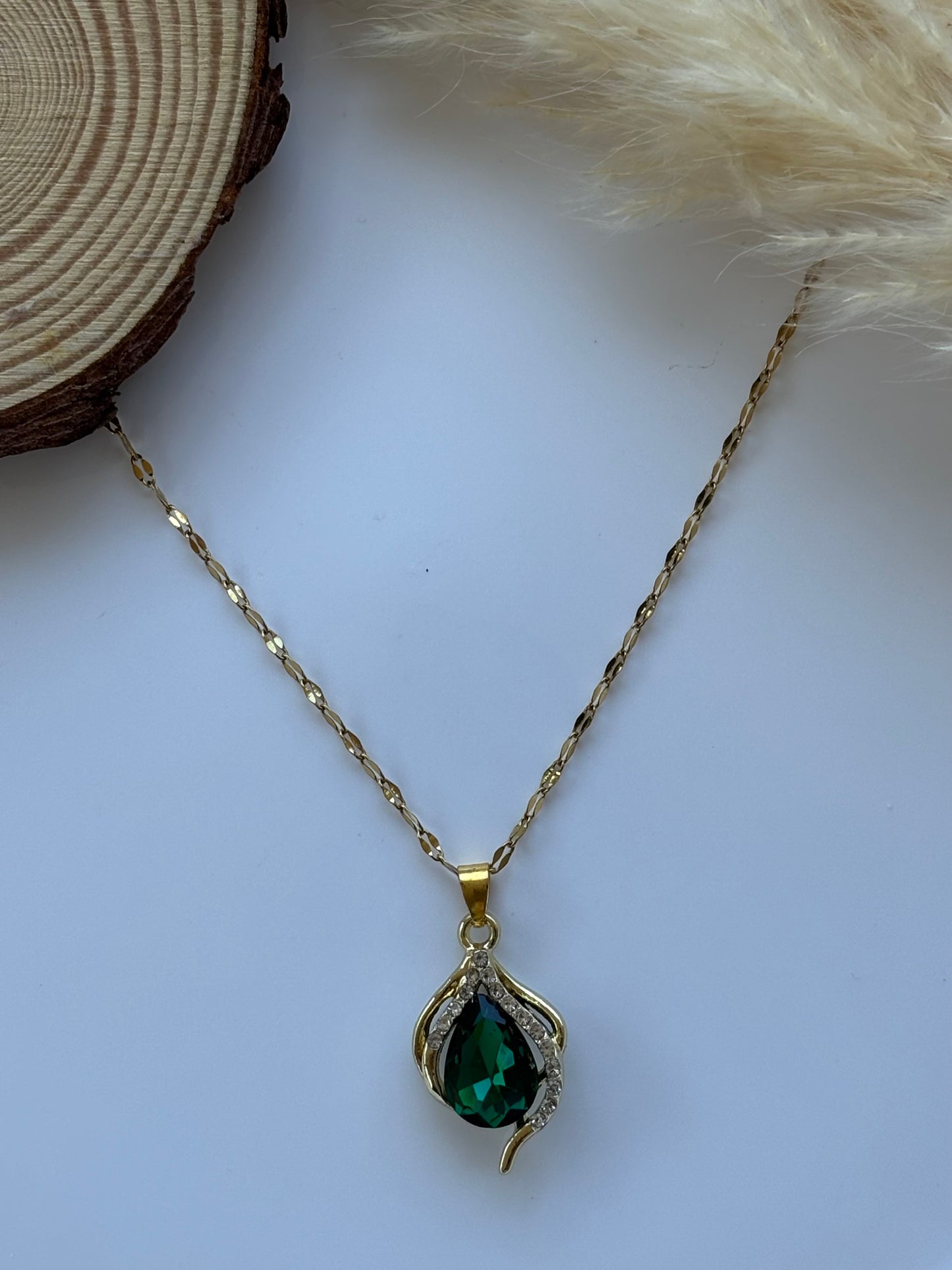Anti tarnish gold plated green emerald stone necklace