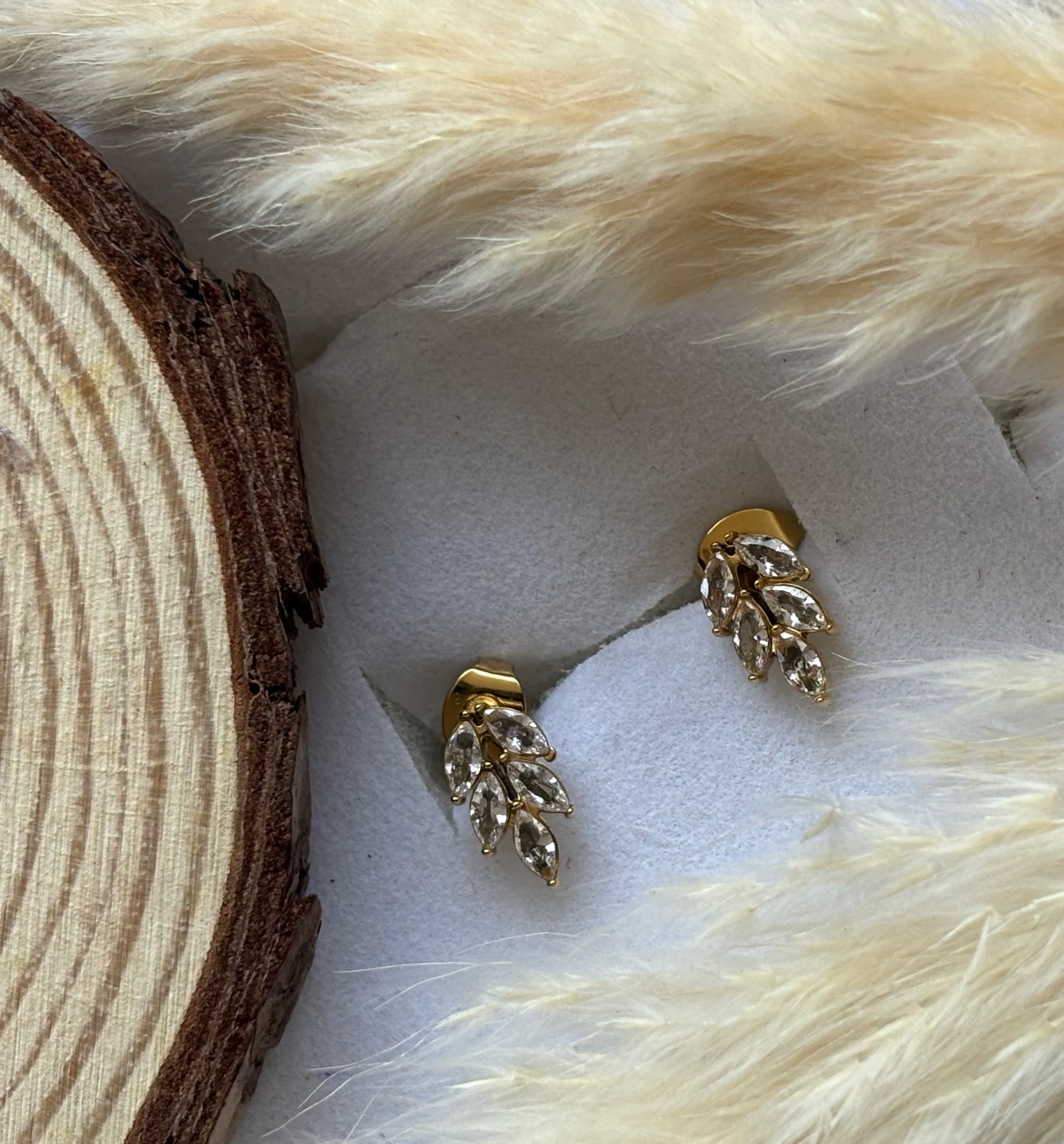 Anti tarnish gold plated leaf stud earings