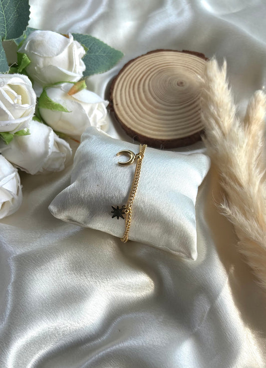 Anti tarnish gold plated moon star chain bracelet
