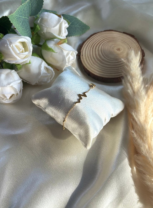 Anti tarnish gold plated life line bracelet