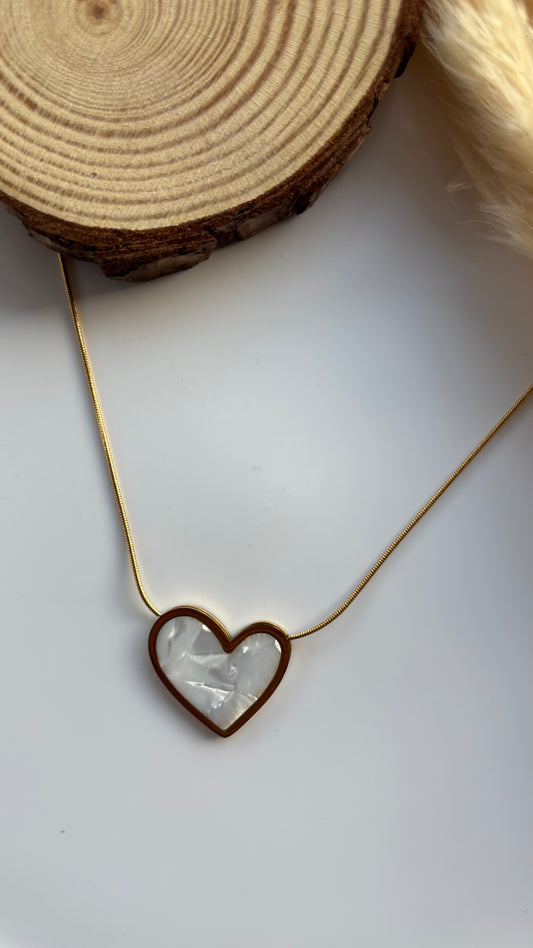 Anti tarnish gold plated big white heart necklace