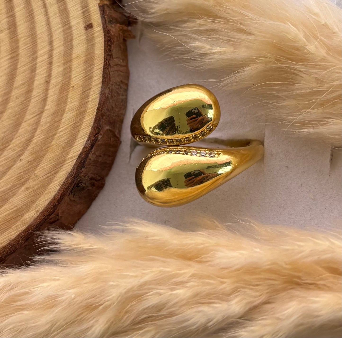 Anti tarnish gold plated stone ring