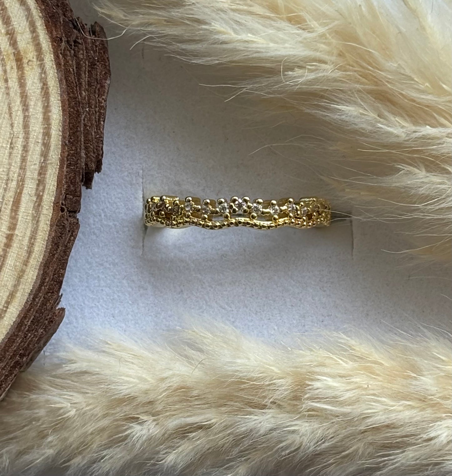 Anti tarnish gold plated adjustable stone ring