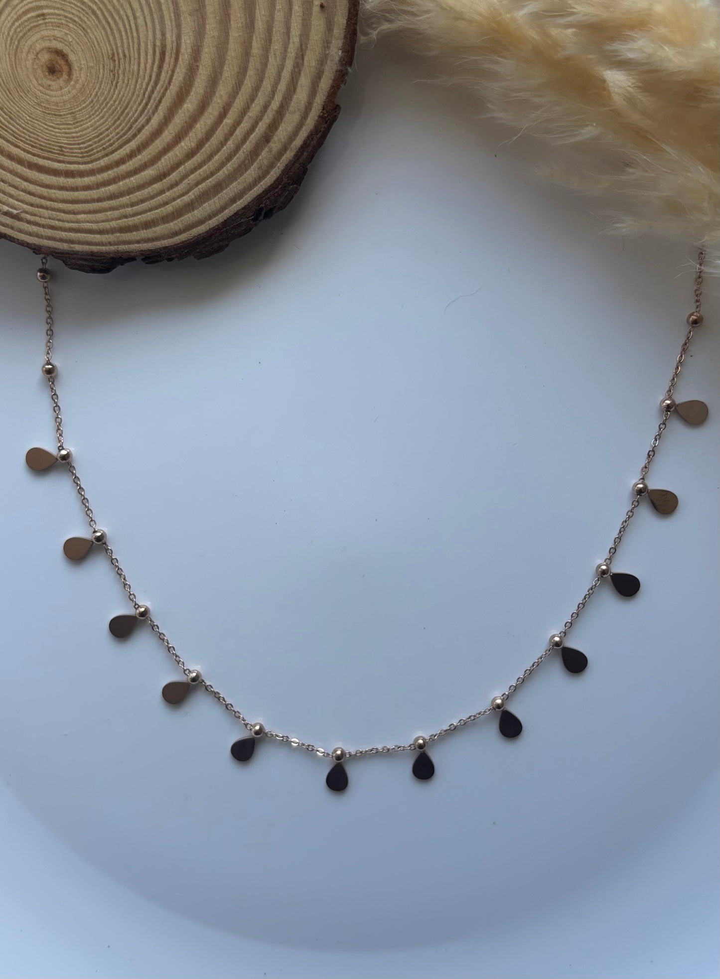 Anti tarnish rose gold plated hanging necklace