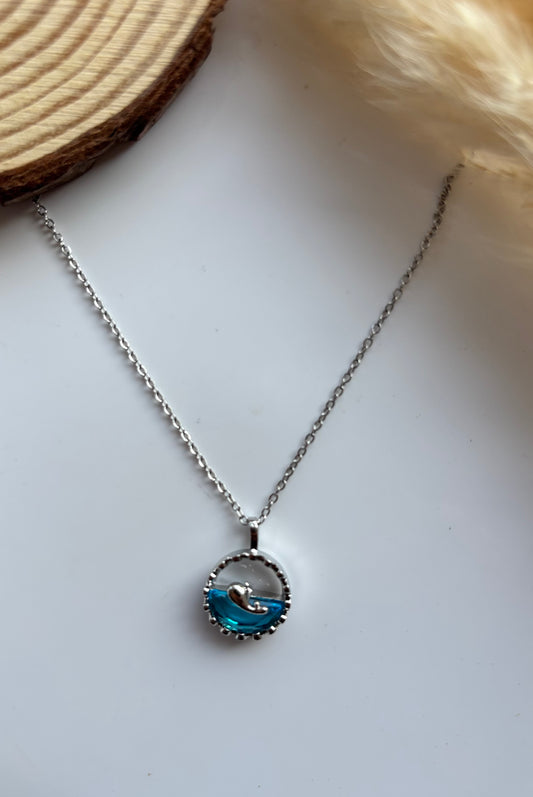 Anti tarnish silver plated ocean theme pendent