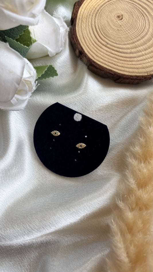 Anti tarnish gold plated stud earings