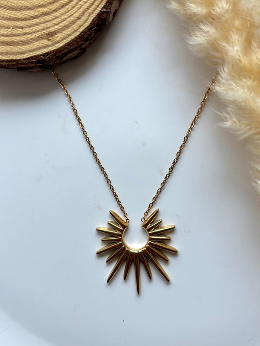 Anti tarnish gold plated sun pendant