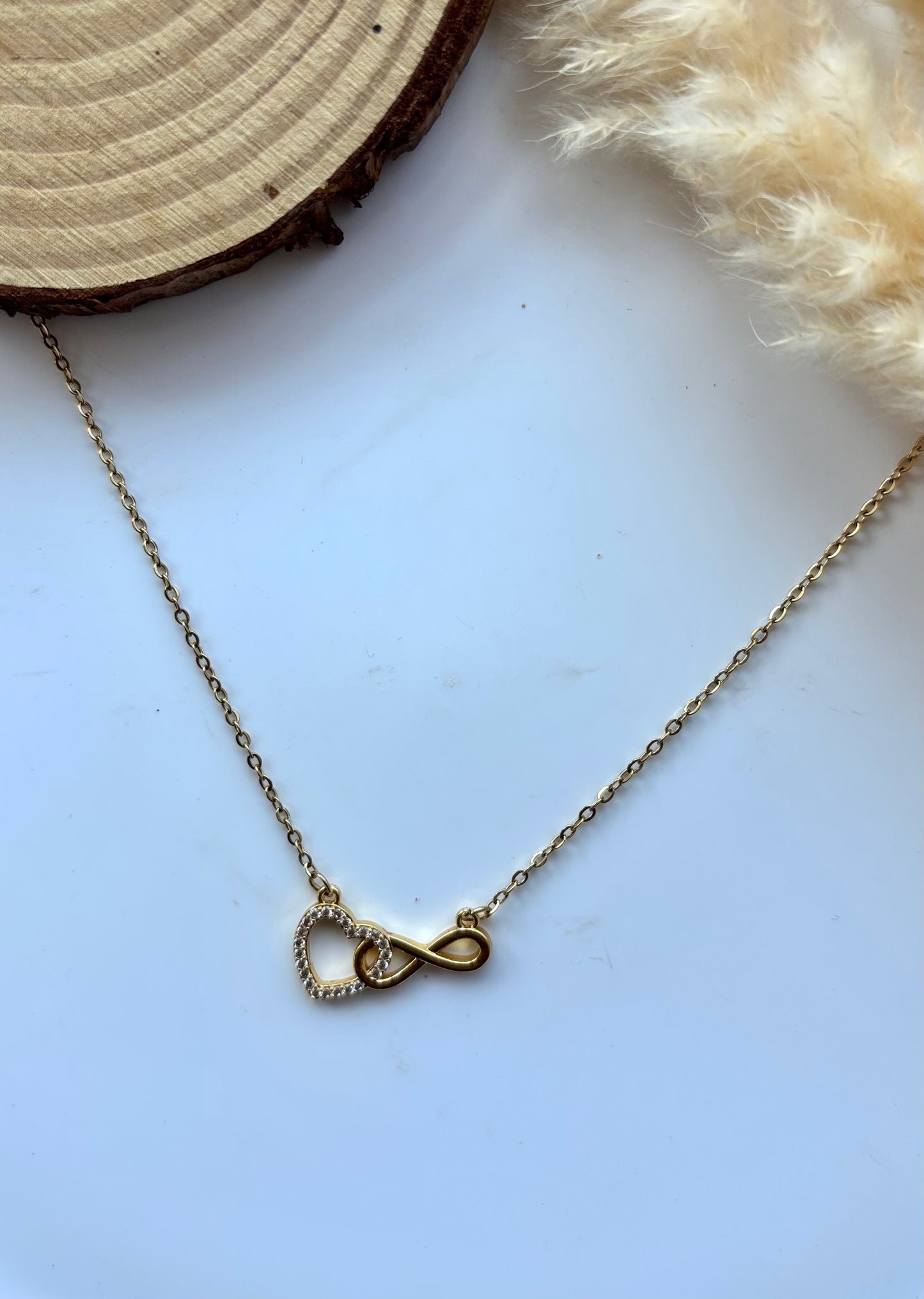 Anti tarnish gold plated heart infinity pendant