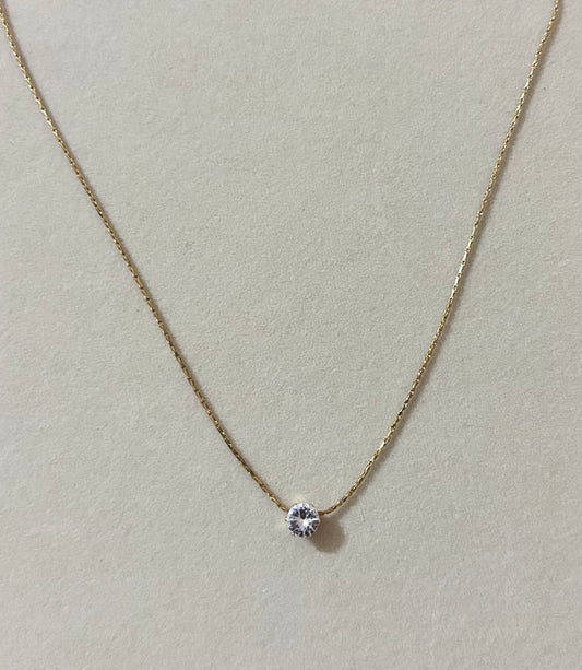 Anti tarnish gold plated circle stone invisible necklace
