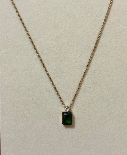 Anti tarnish gold plated green stone with with stone necklace