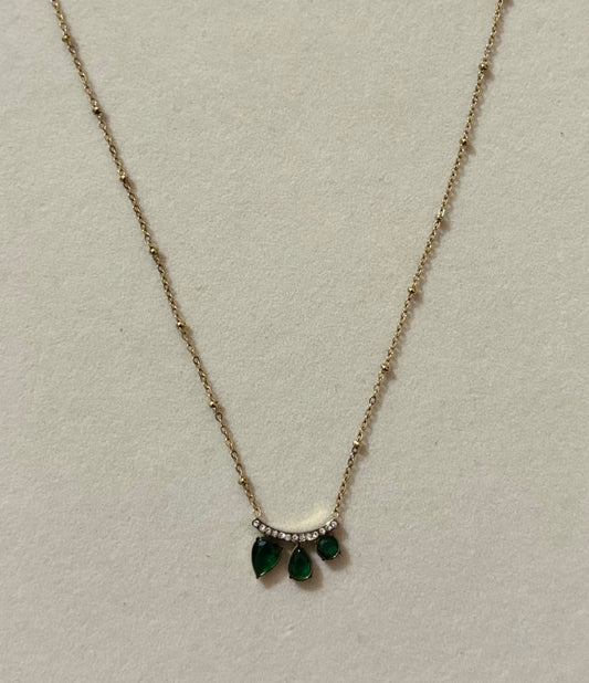 Anti tarnish gold plated green leaf stones necklace