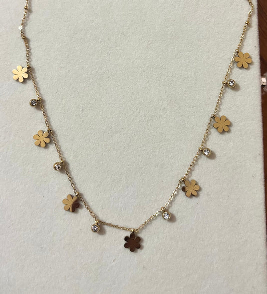Anti tarnish gold plated flower and stone charm necklace