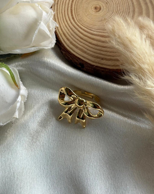 Anti tarnish bow ring