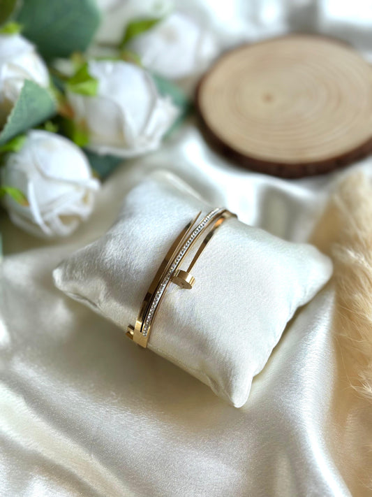 Anti tarnish Gold-Plated Stone-Studded Nail Bangle